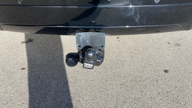 Land Rover Discovery 3.0 D300 Dynamic SE 5dr Auto Diesel Station Wagon